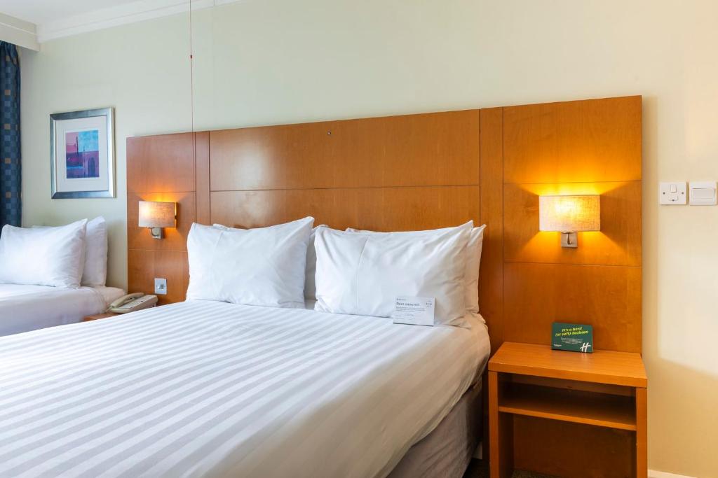 Holiday Inn Cardiff City Centre by IHG - Resim 45