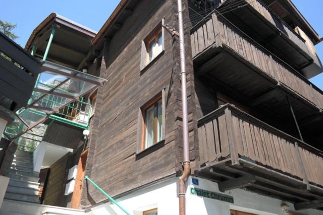 Budova, kde se apartmán nachází