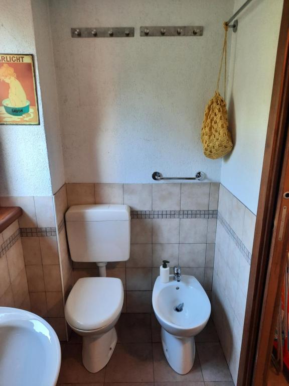 Łazienka w obiekcie La casetta di Biancaneve Valtellina e lago di Como