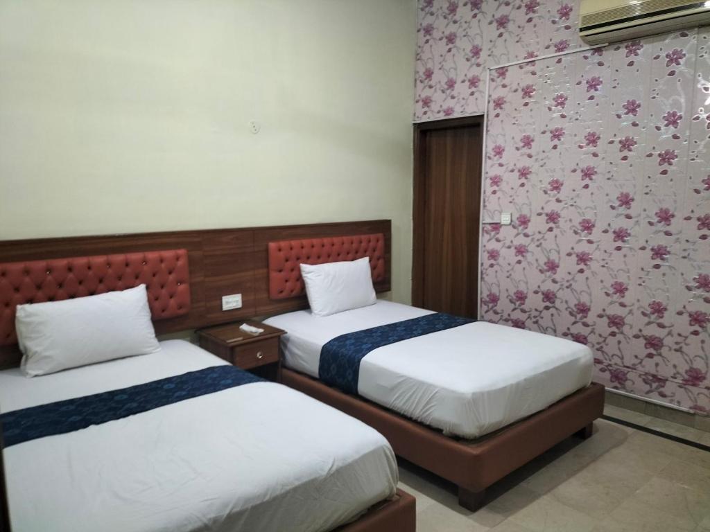 Hotel Rest INN - Habitación Doble Estándar Con Ventilador