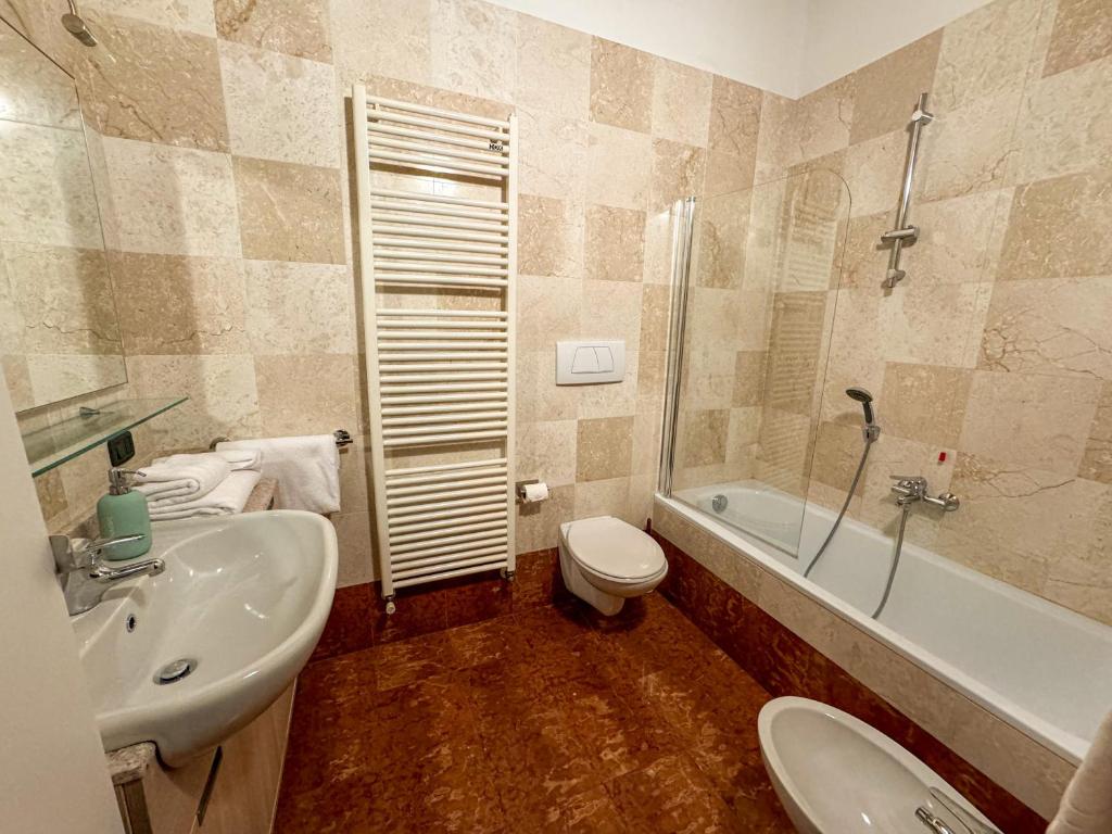 Koupelna v ubytování SG Family - Oblò apartment