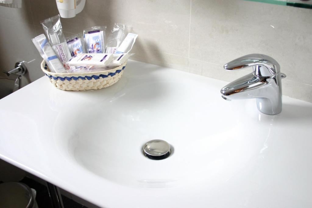 4C Bravo Murillo - Resim 25