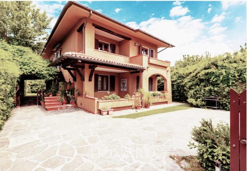 Zdjęcie z galerii obiektu Il Gelsomino w mieście Forte dei Marmi
