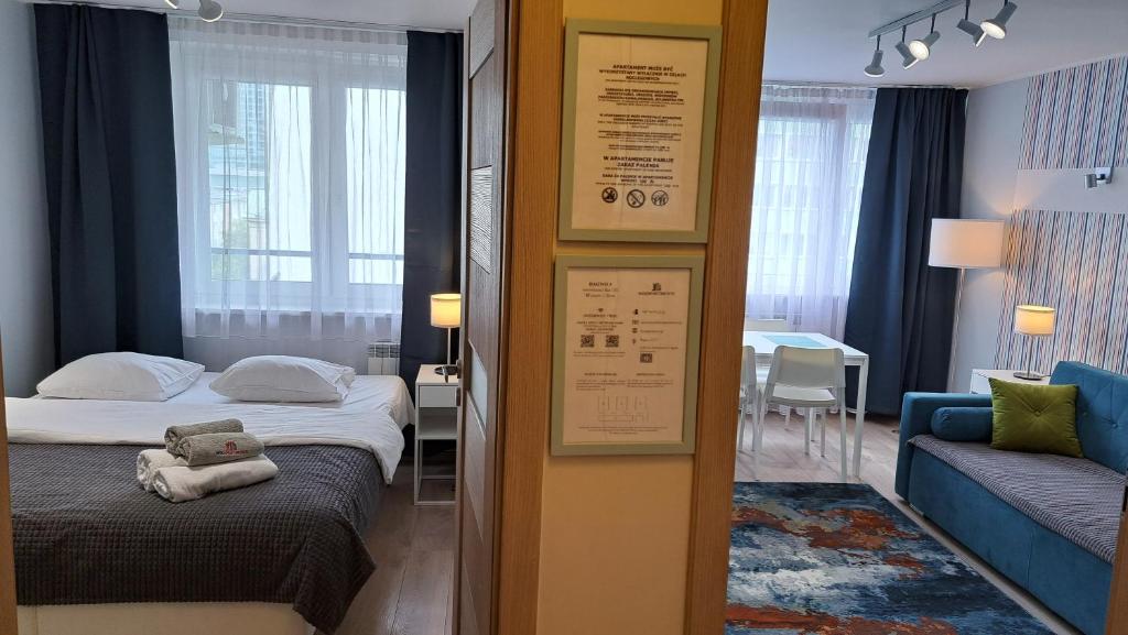 Hosapartments City Center - Apartment With View And Balcony