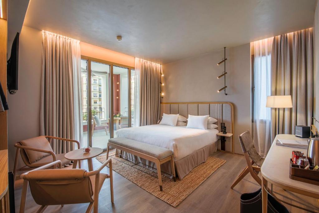 Only YOU Hotel Málaga - 