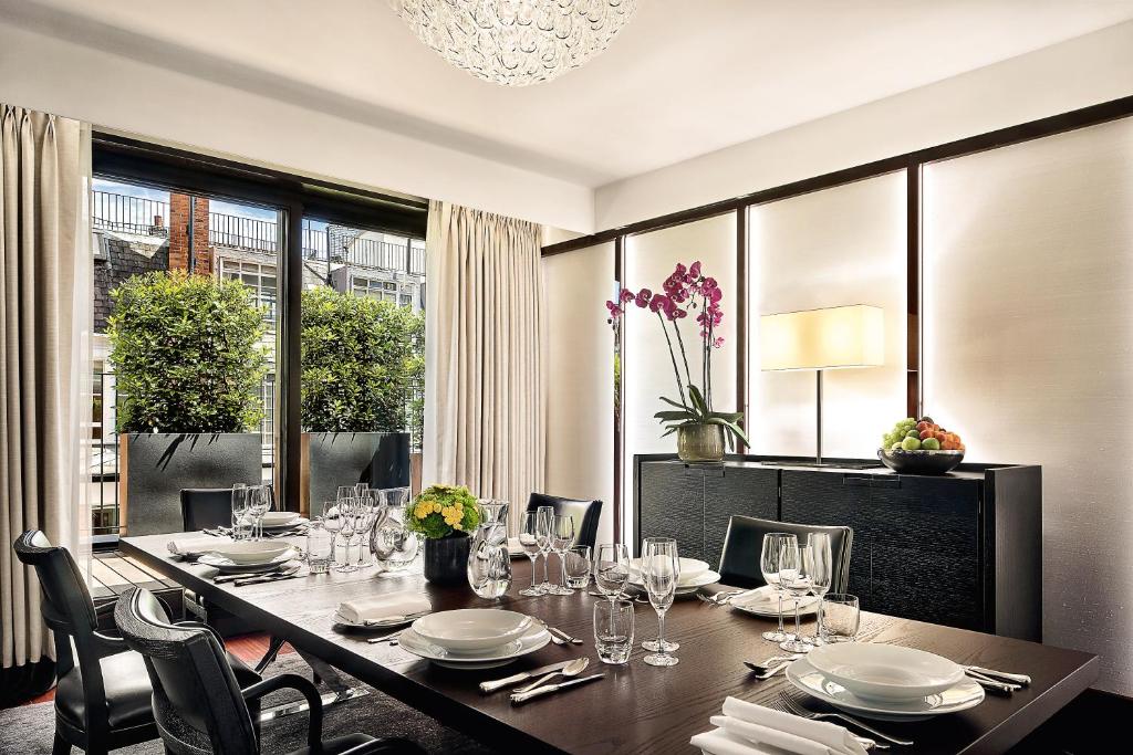 Bulgari Hotel London - One-Bedroom Premium King Suite