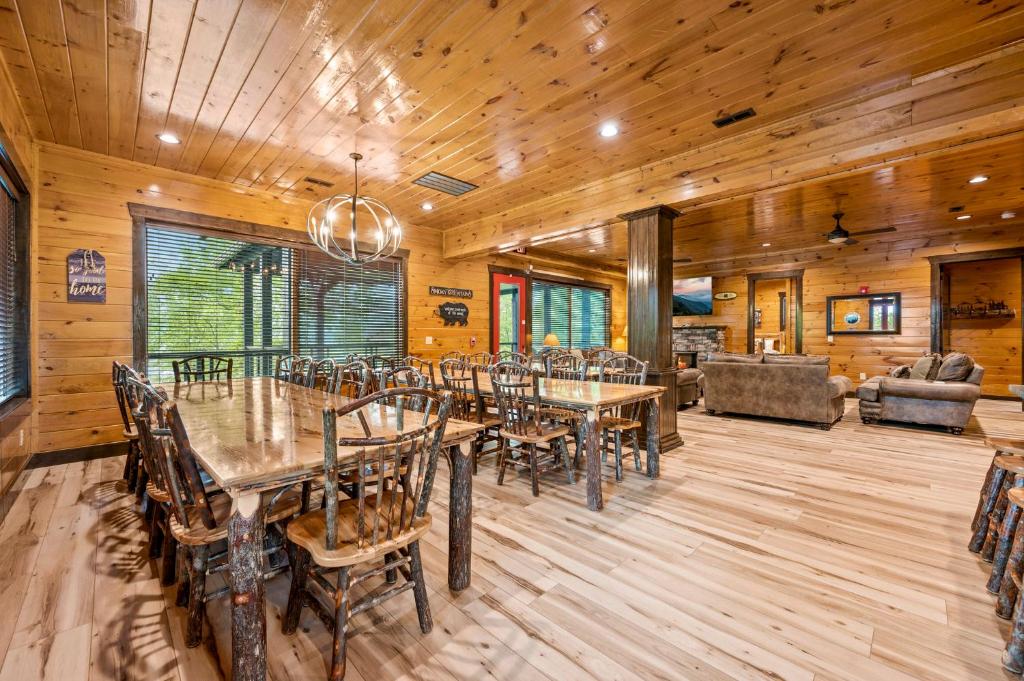 Greystone Retreat by Stony Brook Cabins, Gatlinburg (updated prices 2025)