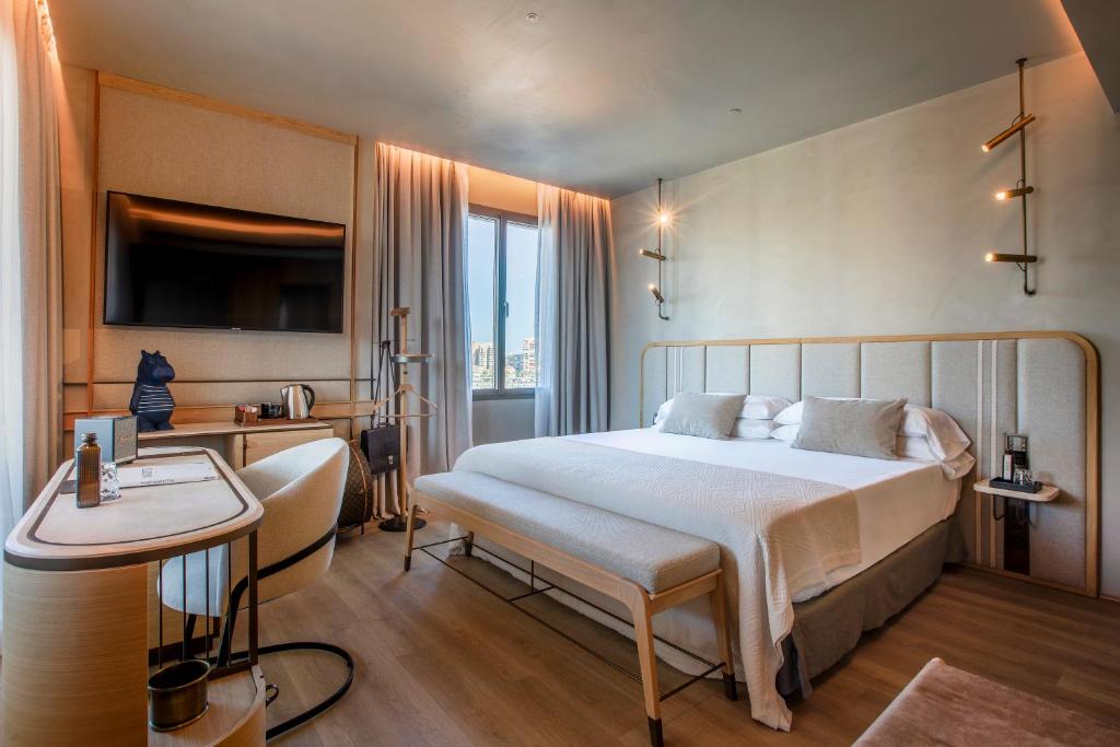 Only YOU Hotel Málaga - 