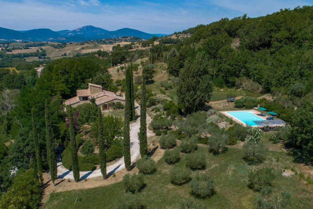 an aerial view of an estate with a swimming pool at Morleschio in Perugia
