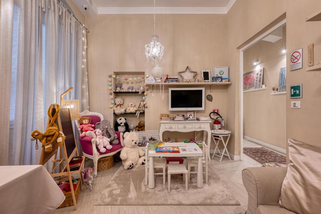 TV a/nebo společenská místnost v ubytování Your House Rooms