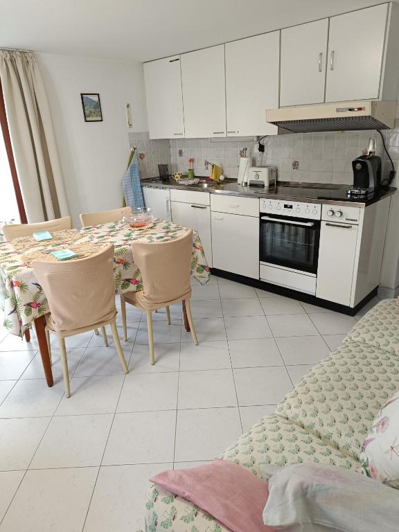 Kuchyň nebo kuchyňský kout v ubytování Casa Chiara