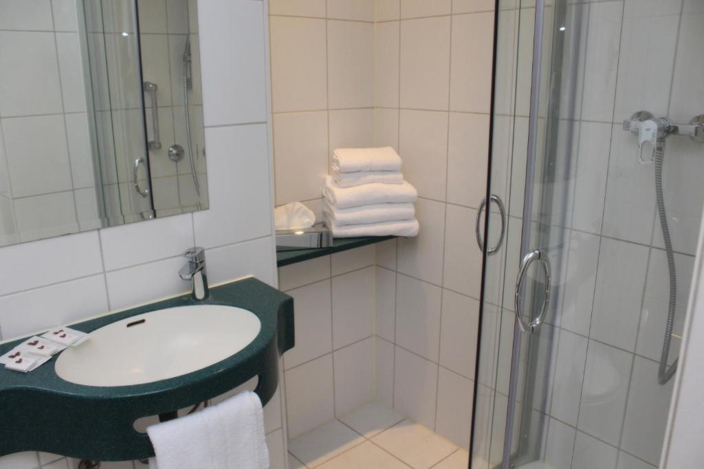 Hotel S16 - Resim 18