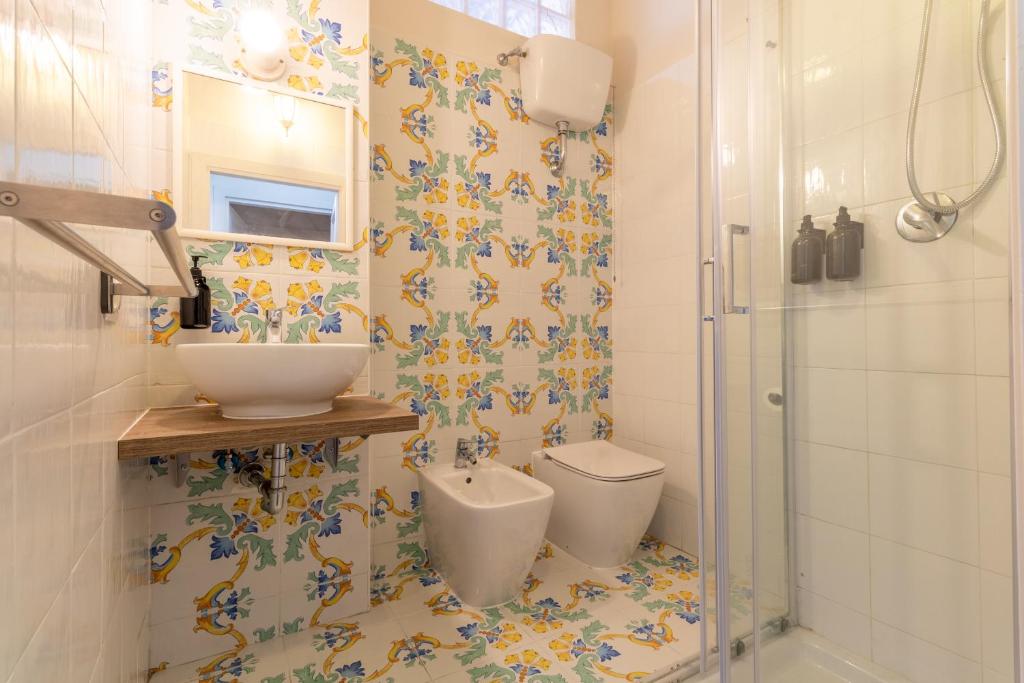 Joe Litty Rooms - Resim 23