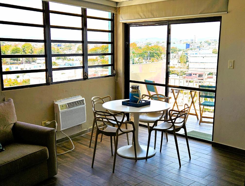 Posezení v ubytování Oceanview Beach Block BALCONY Ocean and City View