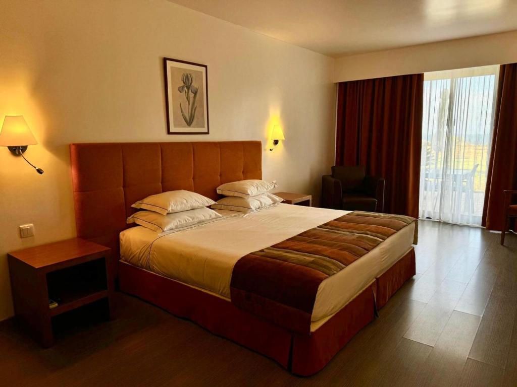 Postel nebo postele na pokoji v ubytování Foz Club - Algarve
