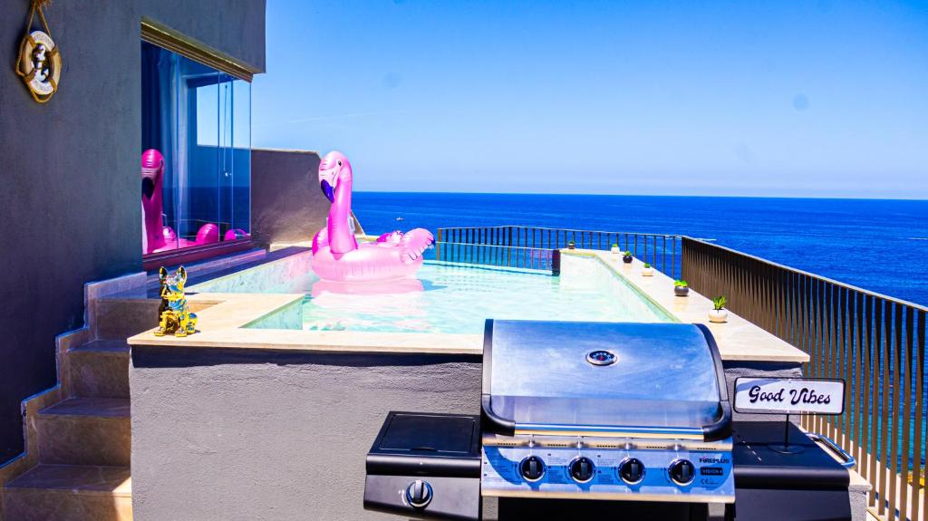 Heated Pool Penthouse with Stunning Views, Sliema (updated prices 2026) - Heated Pool Penthouse Rentals