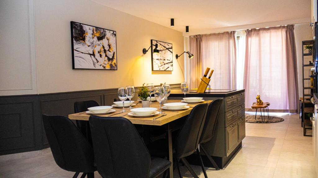 Φωτογραφία από το άλμπουμ του Chic Apartment with balcony & Side Sea Views- Apt 3 στη Σλιέμα