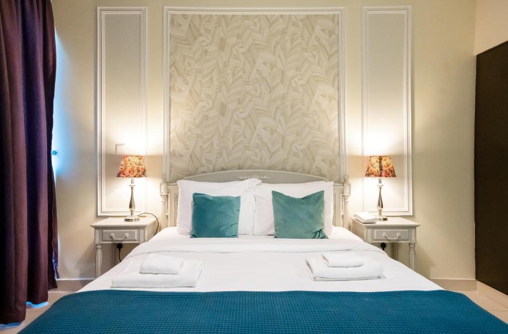 Vacay Lettings - Loft Downtown Dubai