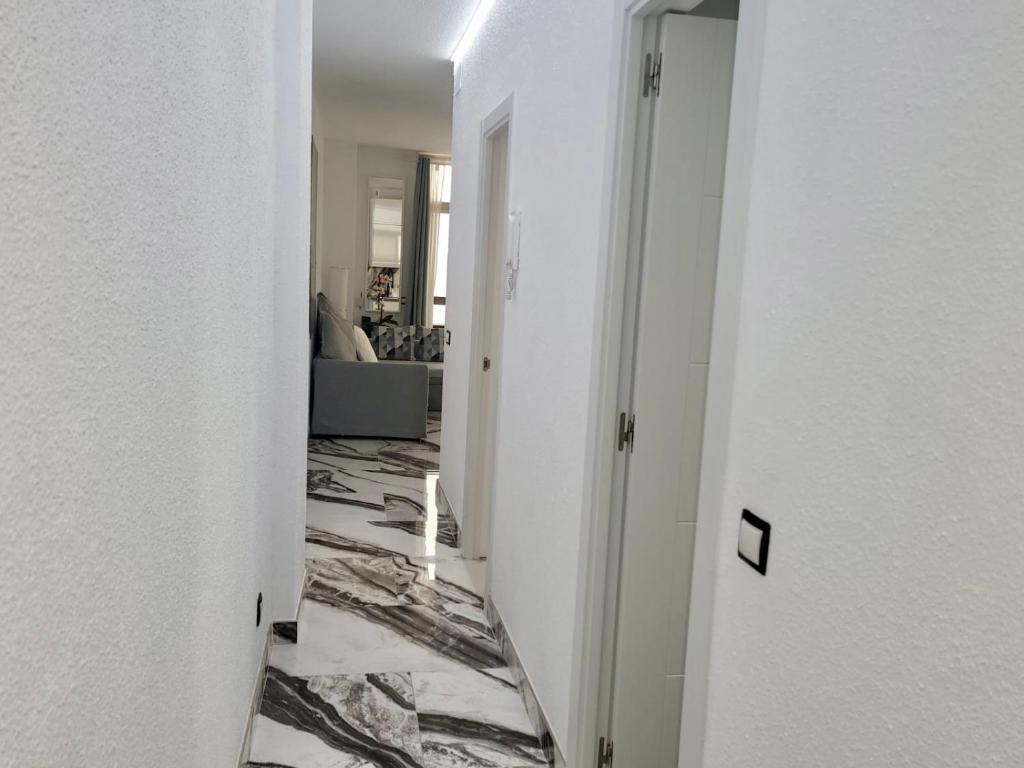 Fotografie z fotogalerie ubytování 2 Bedrooms Flat + Balcony + Parking at Las Canteras Beach v destinaci Las Palmas de Gran Canaria