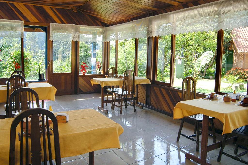 Restaurace v ubytování Pousada do Mirante