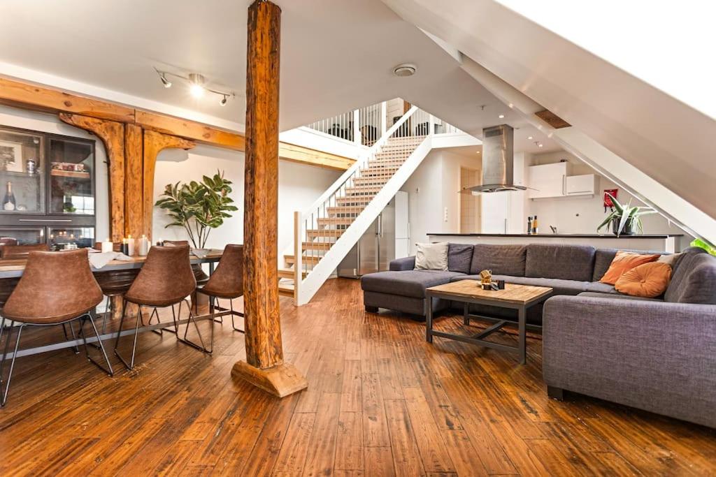 Picture of Private Residential Rental Contracts - Property Market Information