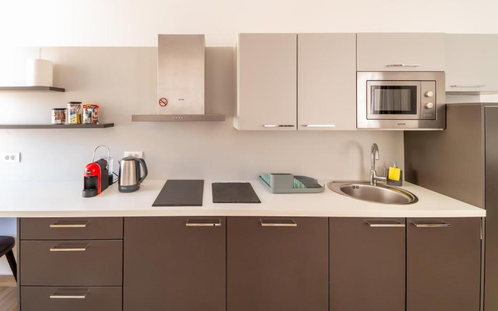 Amare Luxury Apartments - 6