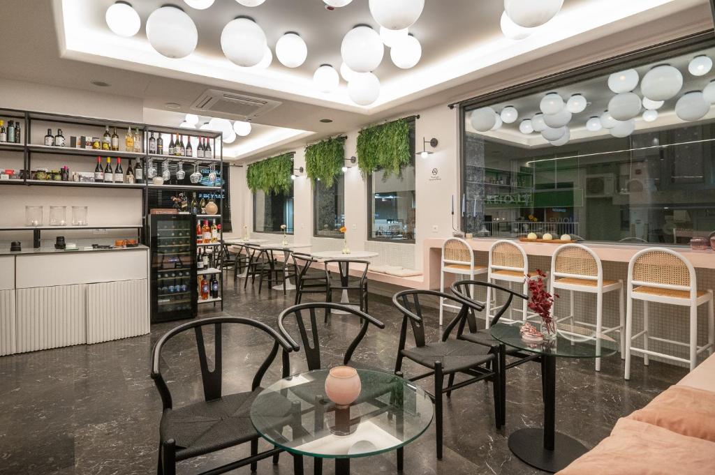 Lounge nebo bar v ubytování IRA - ΗΡΑ Hotel