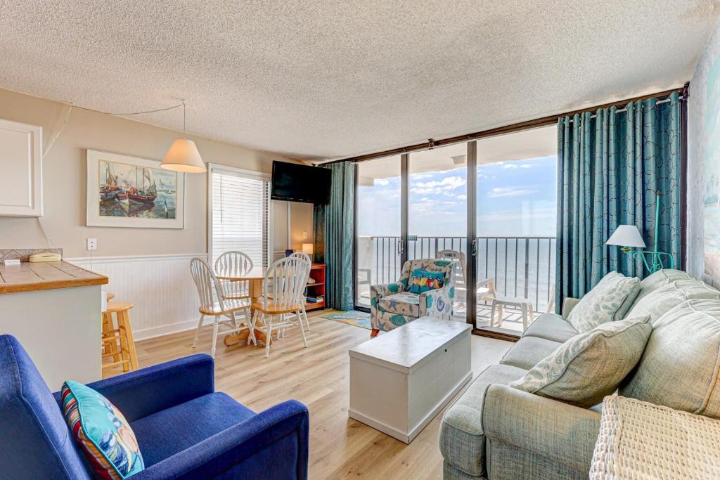 Posezení v ubytování 0801 Seaside Sunrise by Atlantic Towers