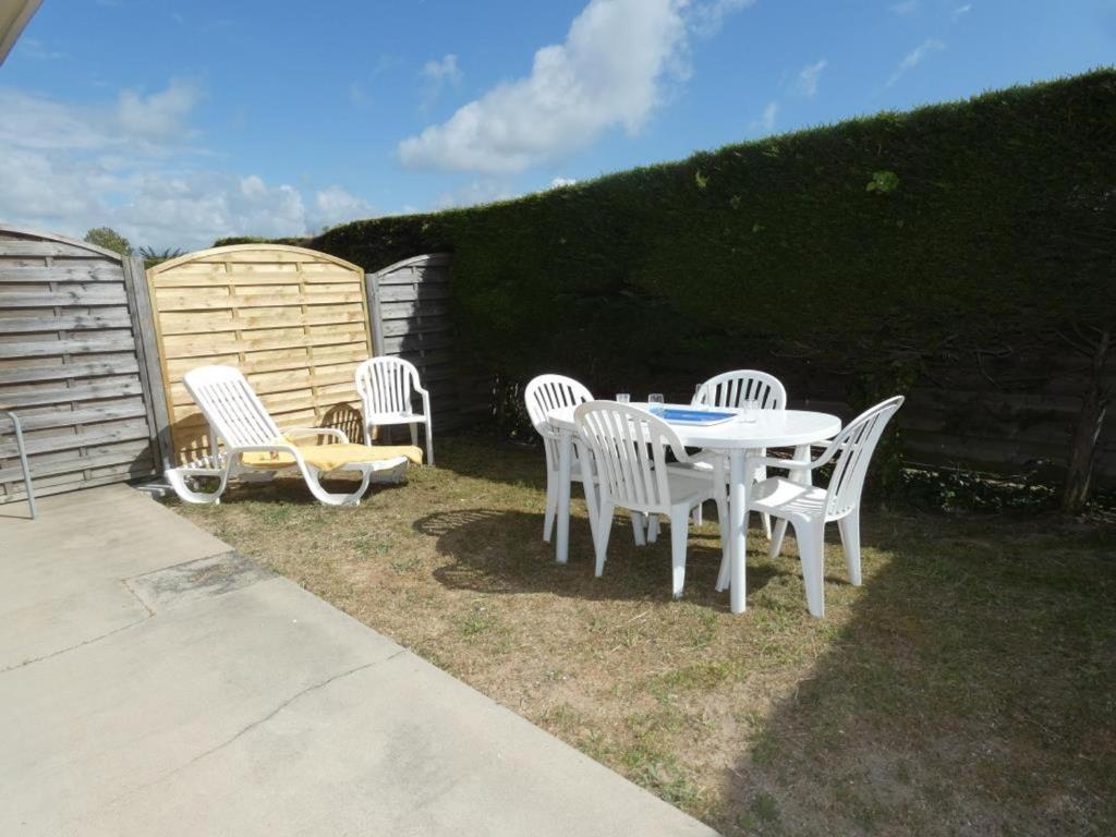Fotografia z galérie ubytovania Appartement 1 chambre à Notre-Dame-de-Monts, proche plage, terrasse, animaux acceptés - FR-1-540-216 v destinácii Notre-Dame-de-Monts