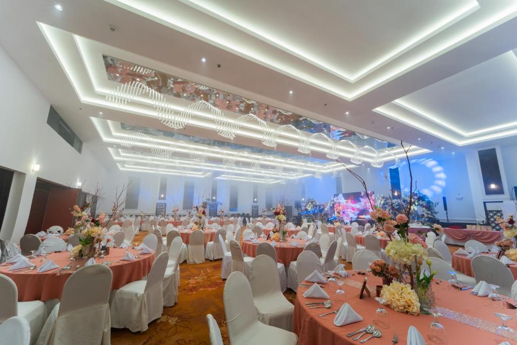 Restaurace v ubytování MetroCentre Hotel
