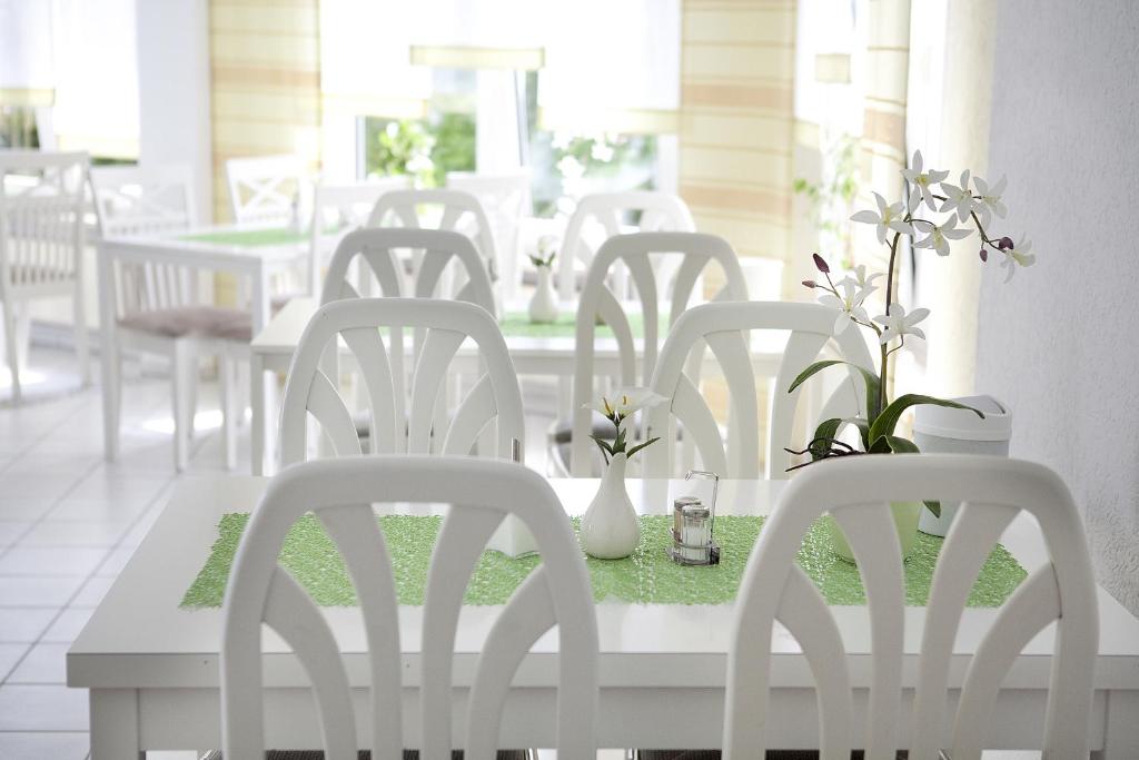 Restaurace v ubytování Hotel Asslar