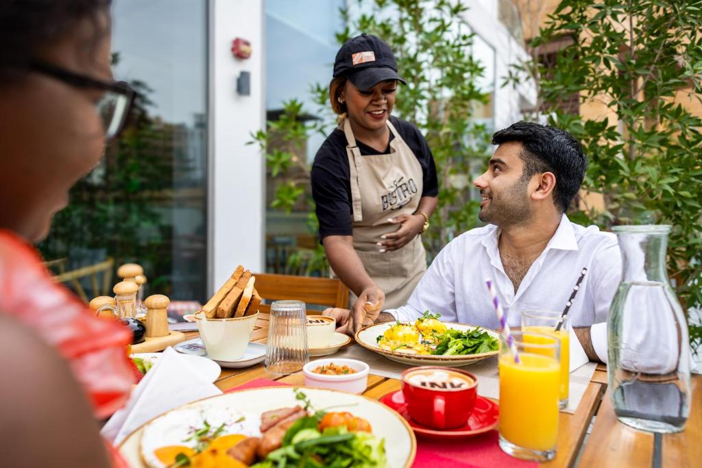 Ink Hotel - Resim 26