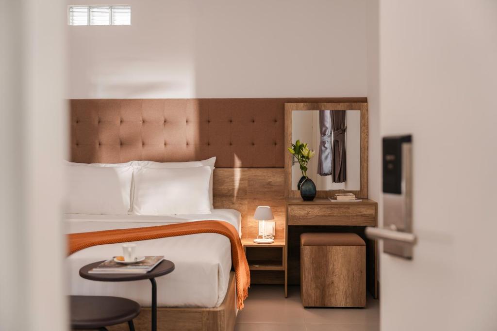Khu vực ghế ngồi tại California Hotel