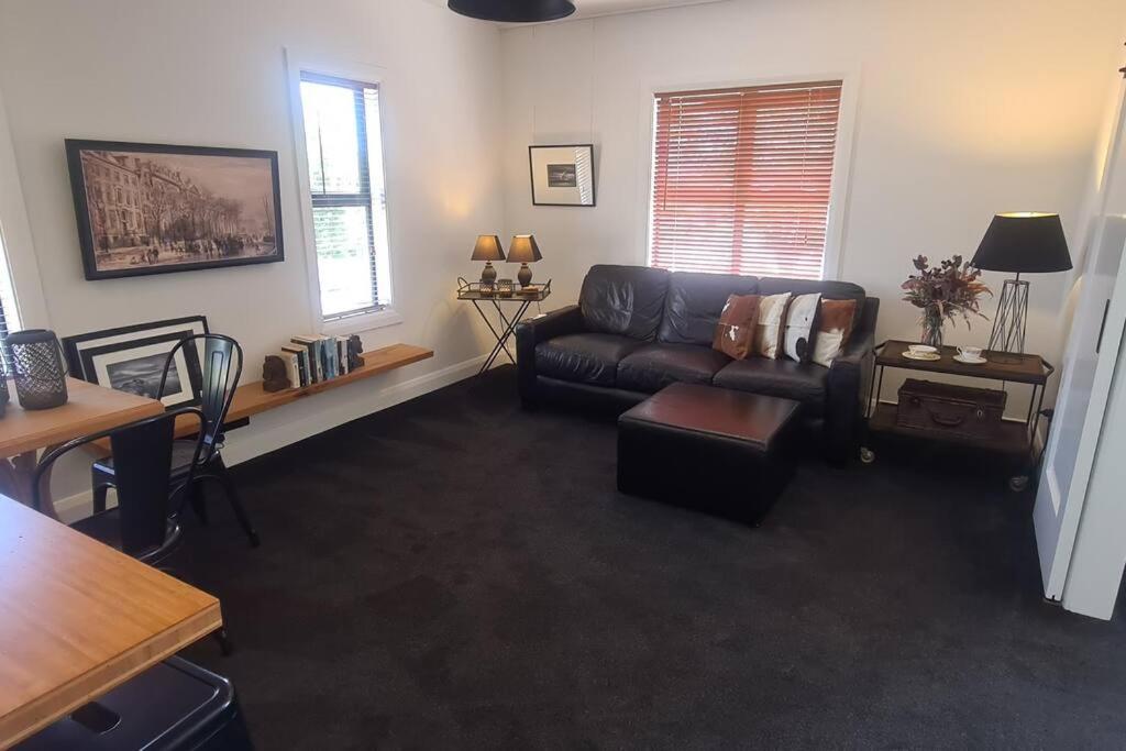 Apartment 6 - Haddin Court - Funky One Bedroom - Resim 5