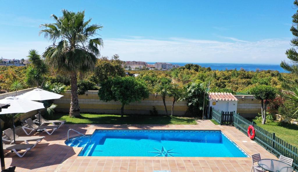 Bazén v ubytování Villa Rocio by SpainSunRentals 1008 nebo v jeho okolí