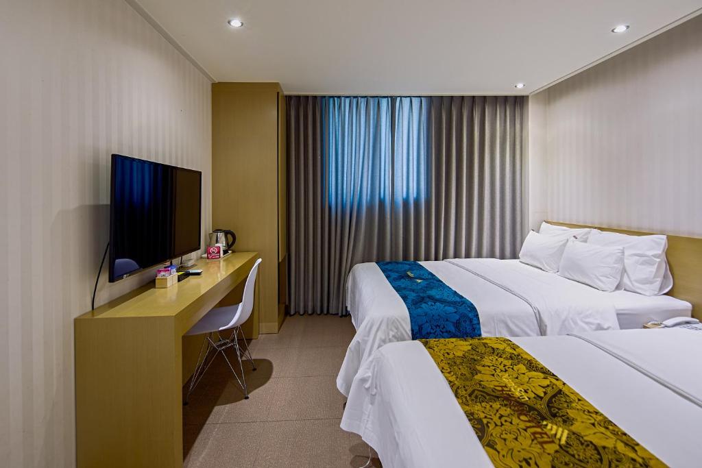 Namsan Hill Hotel - Family Room