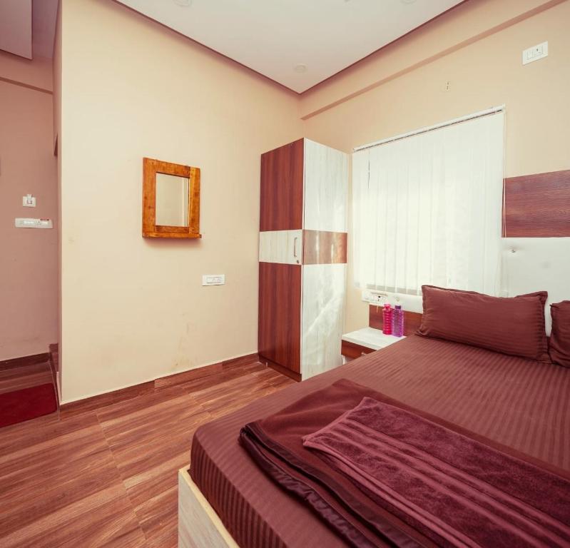 Postel nebo postele na pokoji v ubytování Kavins inn