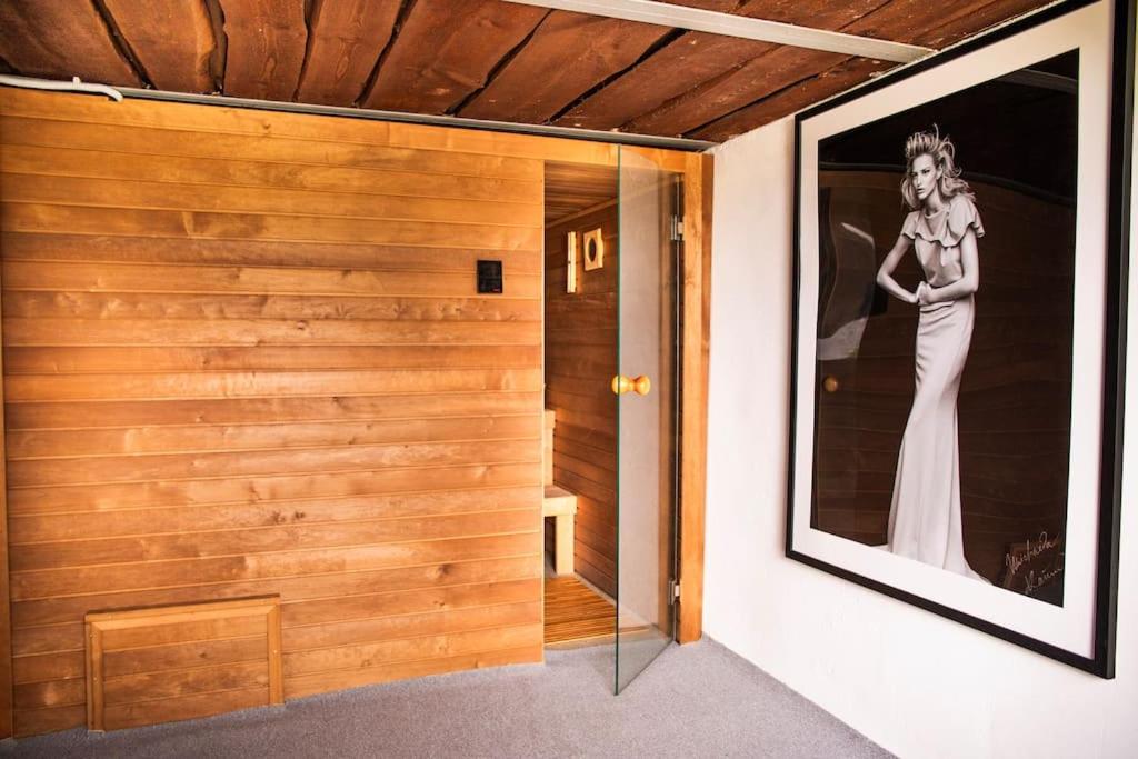 Fotografie z fotogalerie ubytování Exkluzívna chata pri jazere v Senci