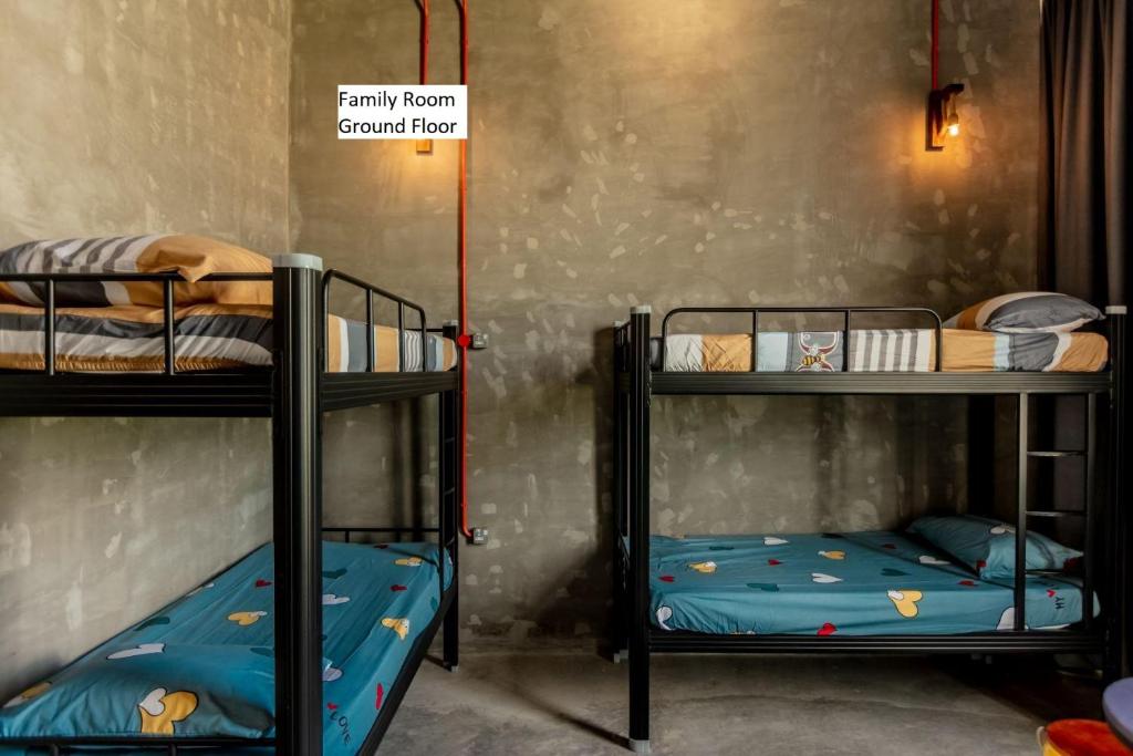 Postel nebo postele na pokoji v ubytování PADI Sentral @ Sekinchan