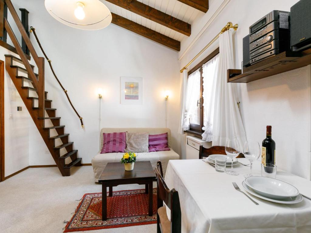 Apartment Residenza Chesa Margun 15-1 by Interhome
