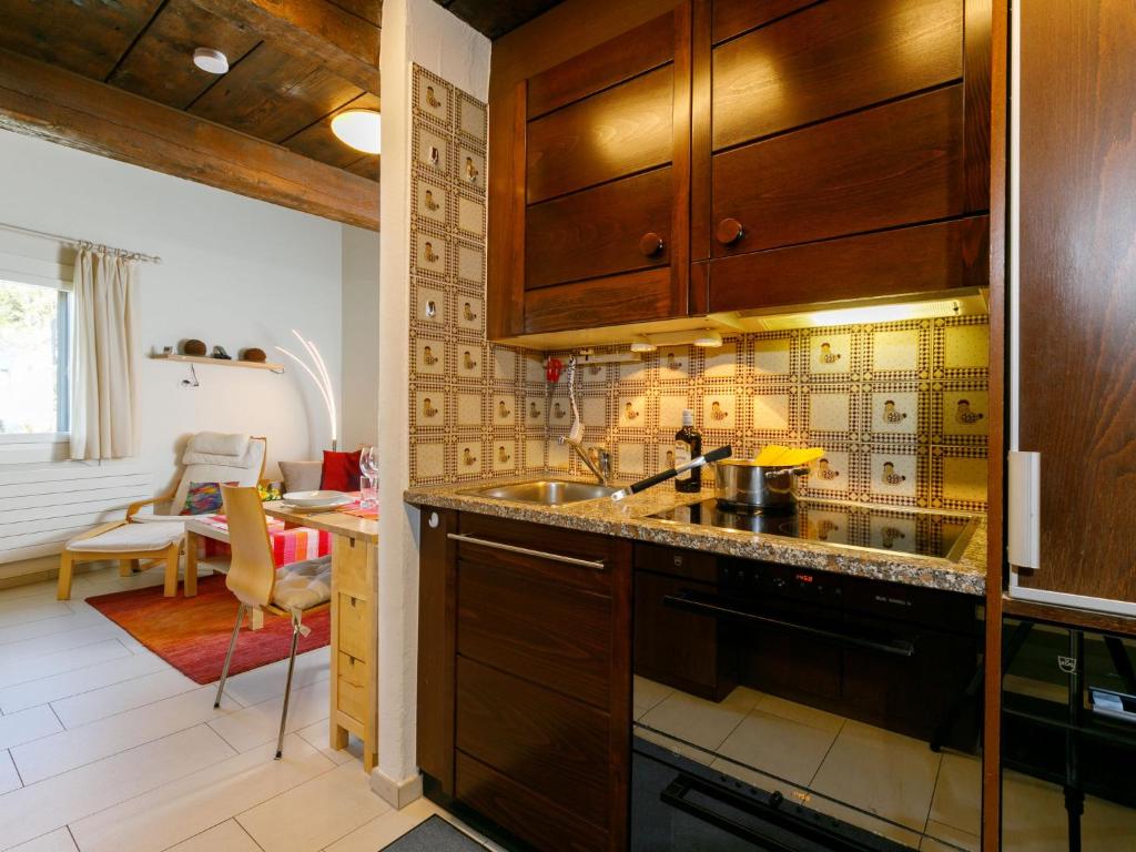 Apartment Residenza Chesa Margun 47-2 by Interhome