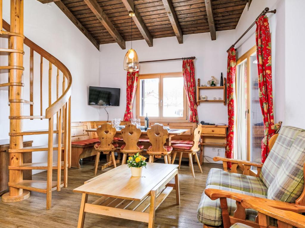 Apartment Residenza Chesa Margun 15-5 by Interhome