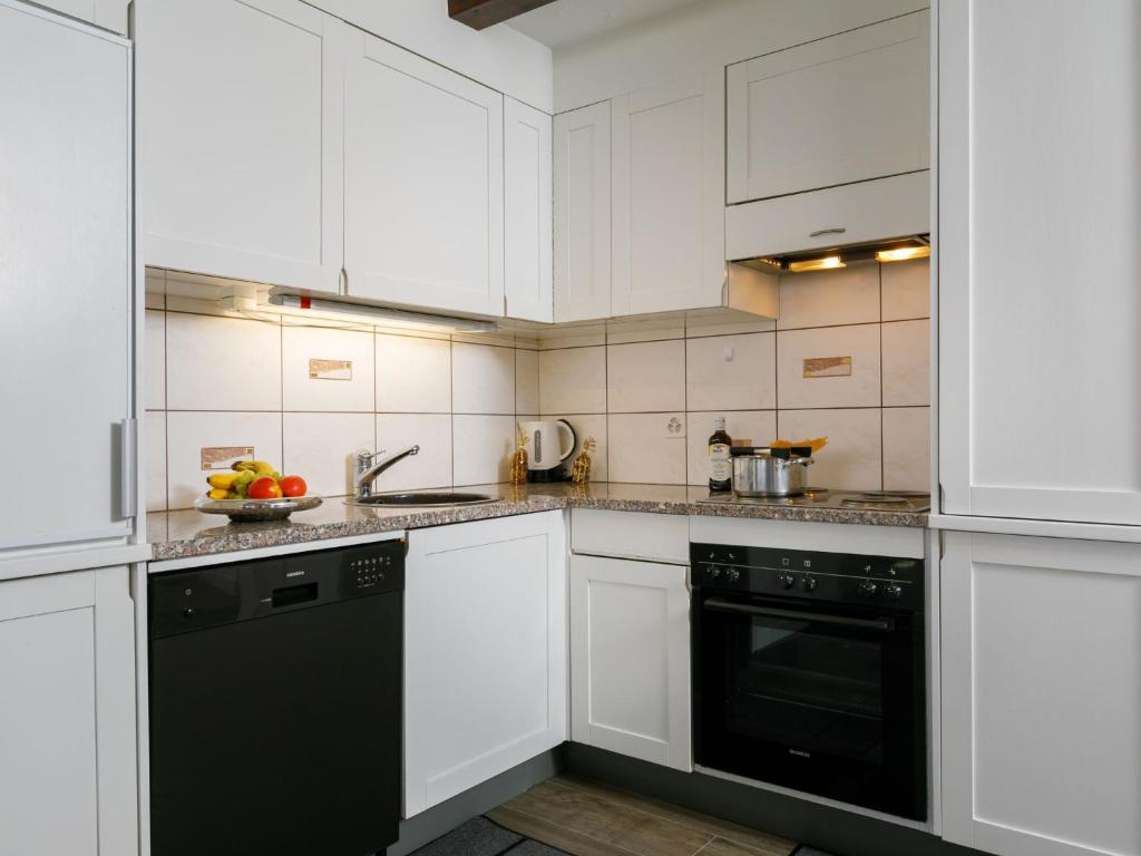 Apartment Residenza Chesa Margun 710-1 by Interhome