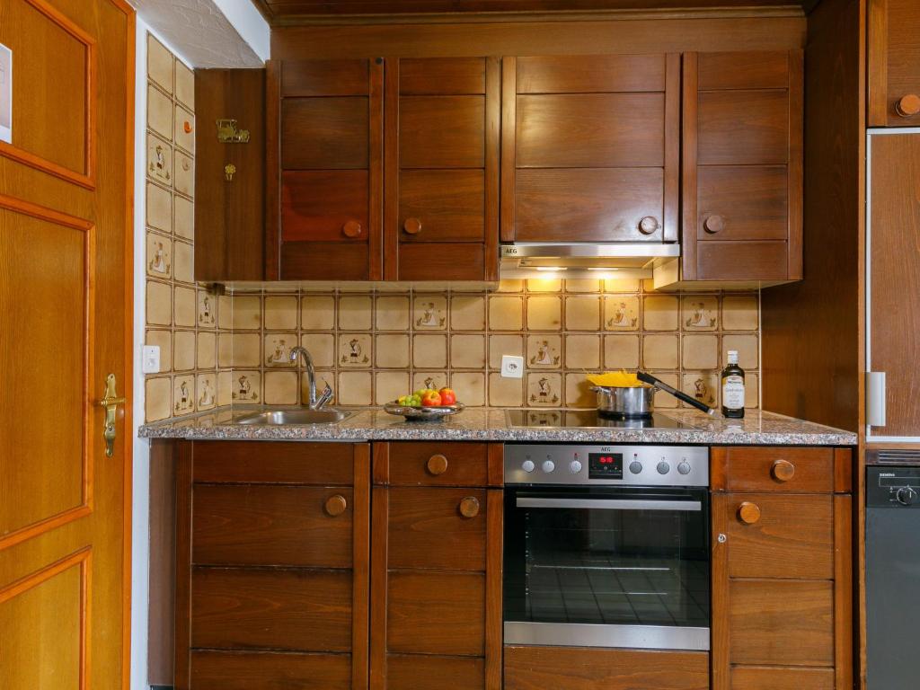 Apartment Residenza Chesa Margun 78-3 by Interhome
