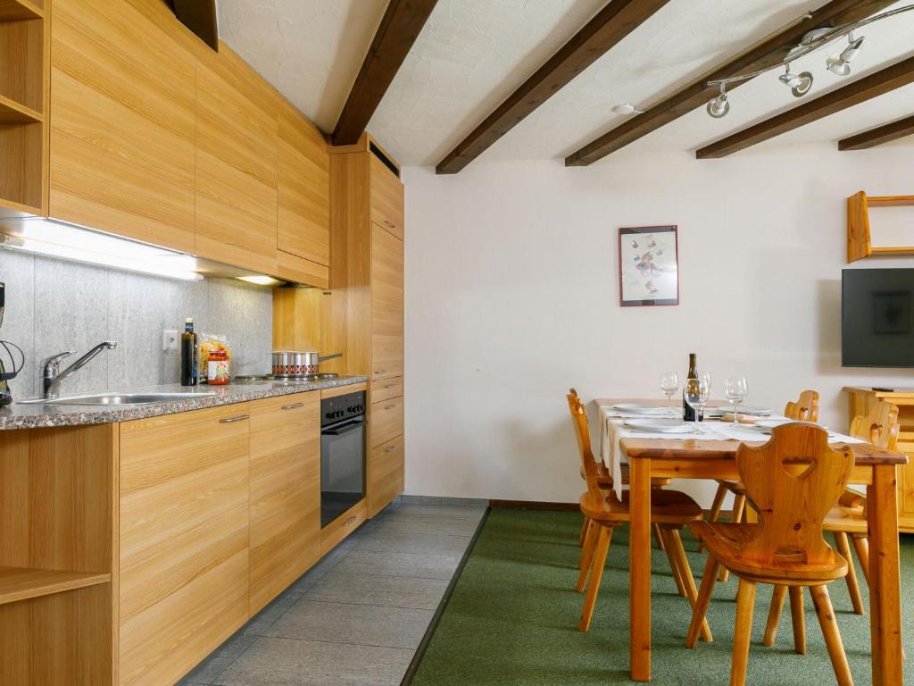 Apartment Residenza Chesa Margun 45-1 by Interhome