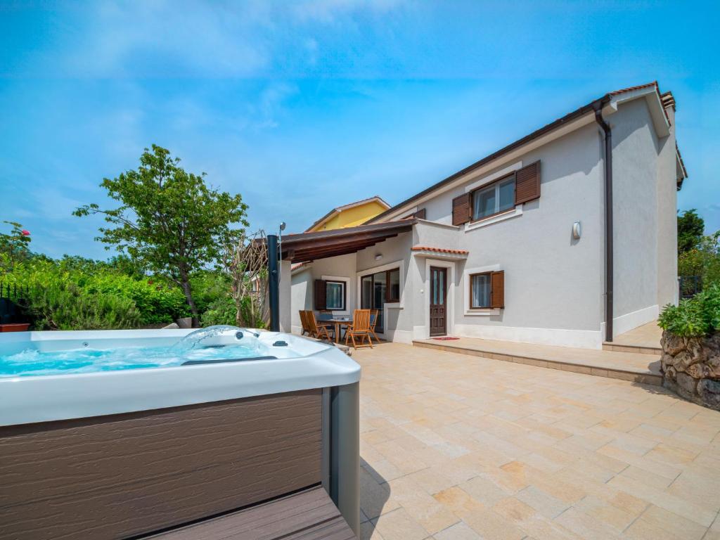 Fotografia z galérie ubytovania Holiday Home Bella by Interhome v destinácii Dobrinj