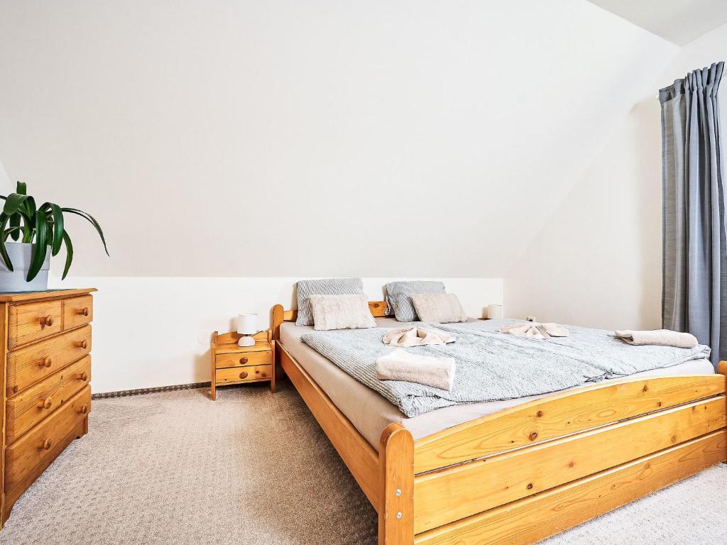 Postel nebo postele na pokoji v ubytování Apartment Alice II- by Interhome