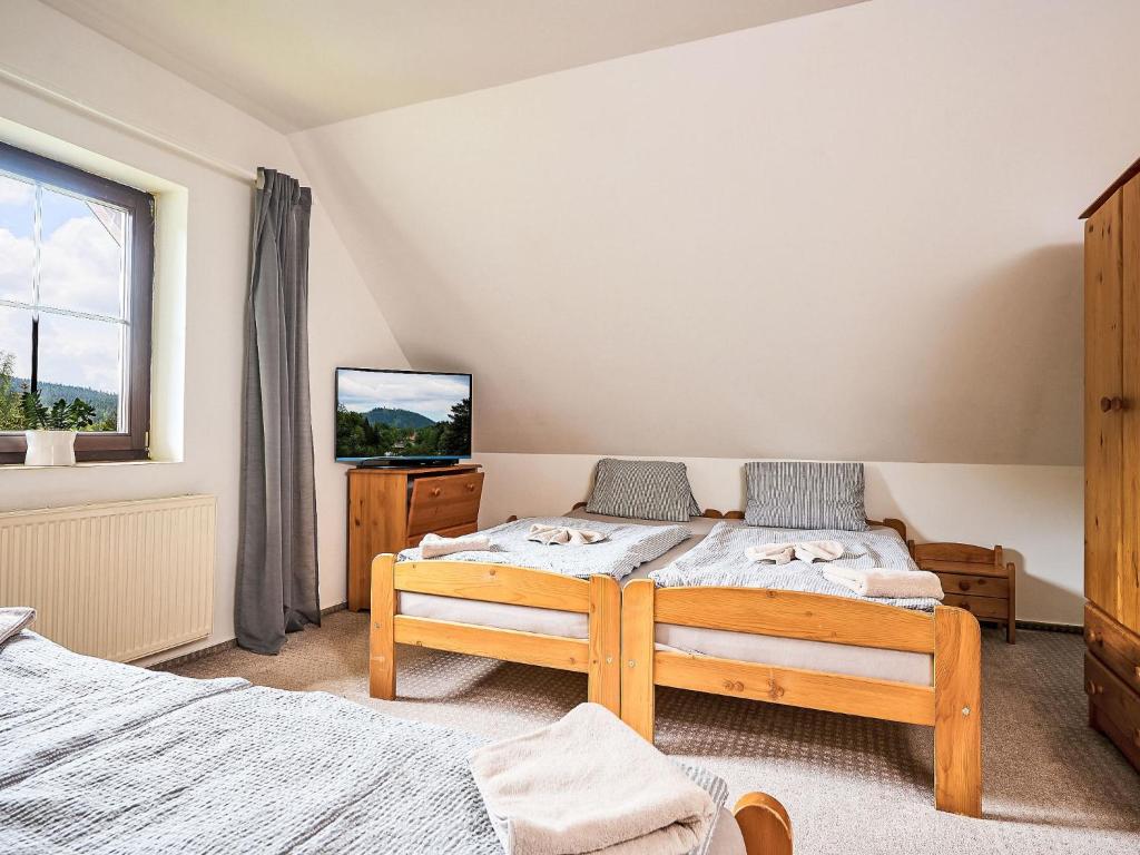 Postel nebo postele na pokoji v ubytování Apartment Alice II- by Interhome