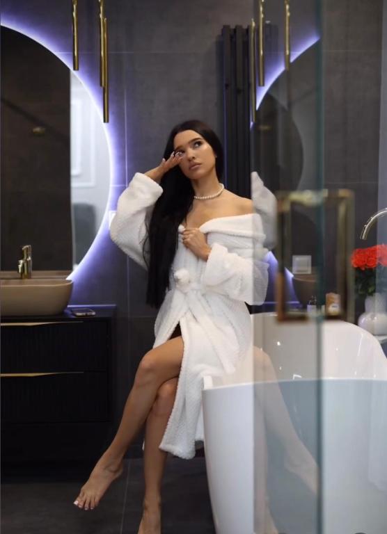 Paris in Cracow Apartment - 12