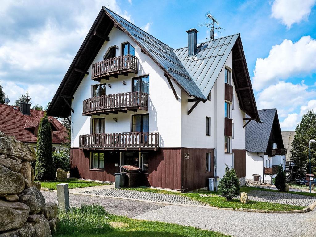 Budova, v ktorej sa apartmán nachádza